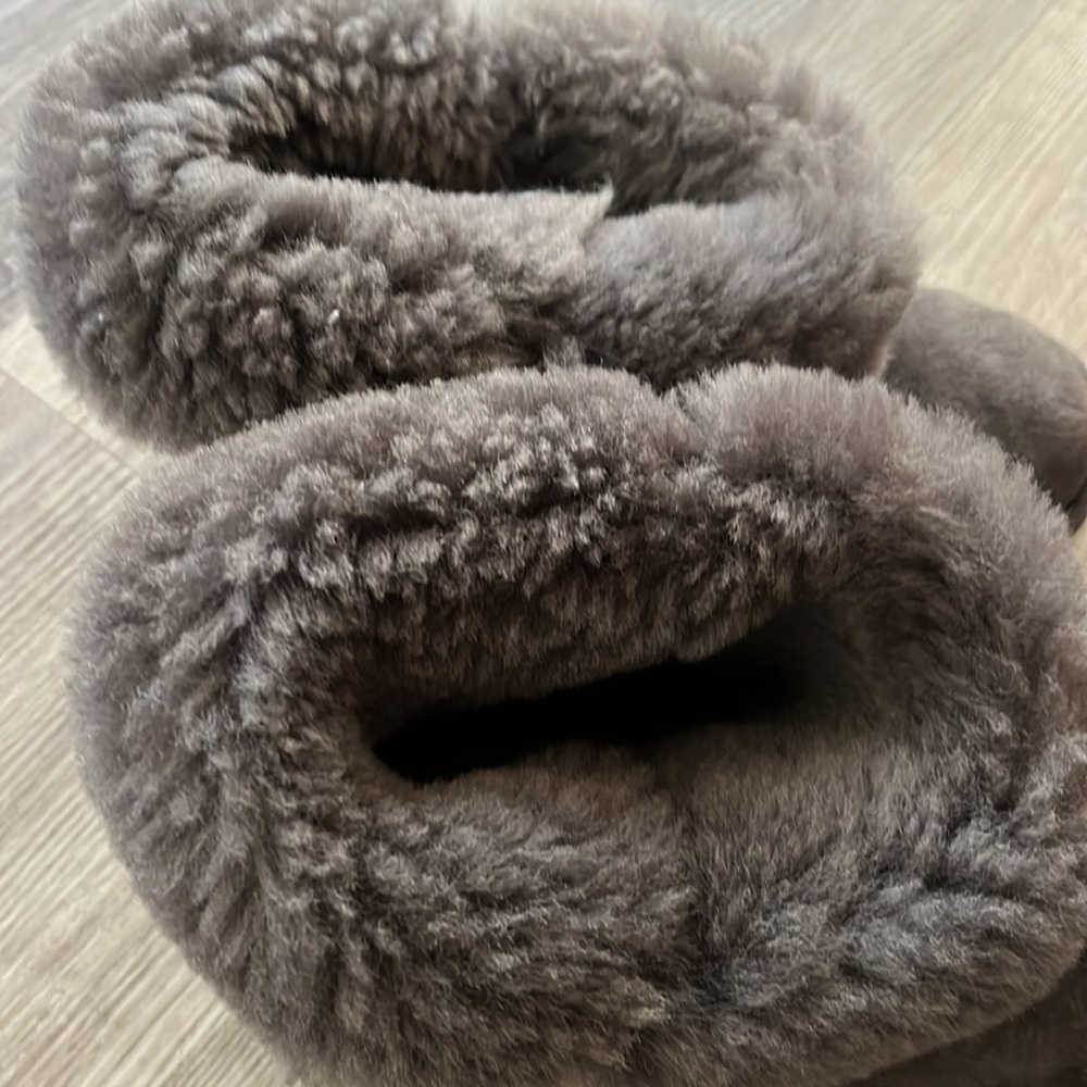 Grey Bailey Button Uggs - image 5